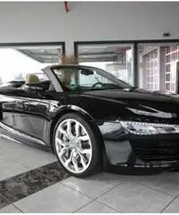 Audi R8 5.2 V10 FSI quattro CARBON CERAMICA S tronic