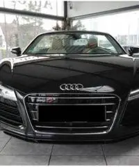 Audi R8 5.2 V10 FSI quattro CARBON CERAMICA S tronic