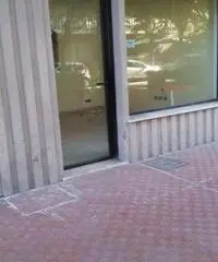 Negozio in Affitto di 50mq