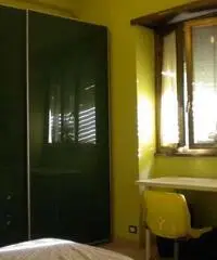 AFFITTASI A STUDENTESSE DUE POSTI LETTO IN CAMERA DOPPIA