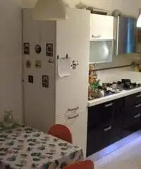 AFFITTASI A STUDENTESSE DUE POSTI LETTO IN CAMERA DOPPIA