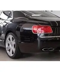 Bentley Flying Spur Bentley Flying Spur V8 Mulliner MY15 BENTLEY (Navi