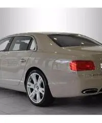 Bentley Flying Spur Bentley Flying Spur Mulliner W12 MODELLO 2016 TORT