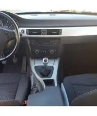 BMW 318d 143CV Touring Eletta