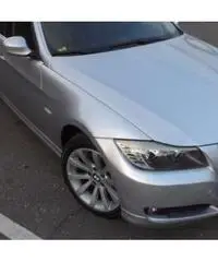 BMW 325 i cat Futura automatica pelle rif. 7117845