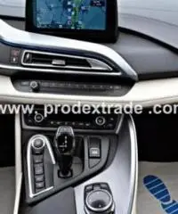 BMW i8 i8 Pure Impulse EXCLUSIVE*XENON*PDC*NAVI* rif. 6554467