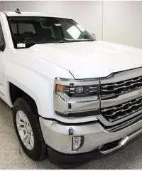 Chevrolet Silverado Chevrolet Silverado LTZ V8 5,3 ECOTEC 355 HP 4X4 C