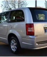 CHRYSLER Grand Voyager 2.8 CRD DPF Touring Km 150.000 Dic. 2oo8 rif. 3934170