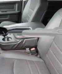 Dodge Altro Dodge Ram 1500 4X4 HEMI CrewCab