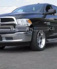 Dodge Altro Dodge Ram 1500 4X4 HEMI CrewCab