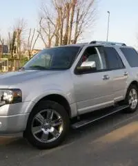 Suv americano Ford Expedition Limited 4WD