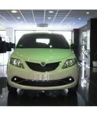 Lancia Ypsilon 1.2 69 CV 5 porte Silver