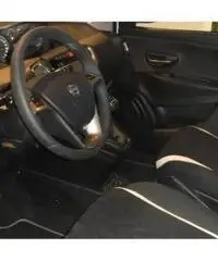 Lancia Ypsilon 1.2 69 CV 5 porte Gold