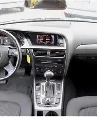 Audi A4 Avant 2.0 Tdi 143cv Multitronic con NAVI