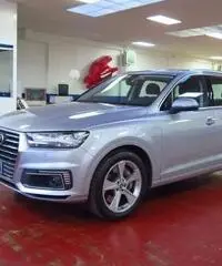 AUDI Q7 e-tron 3.0 TDI quattro tiptronic Busi rif. 6976518
