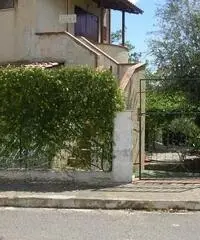 Villino in villaggio-residence