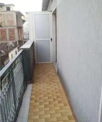 GIOIA TAURO VENDE: Appartamento in zona centrale