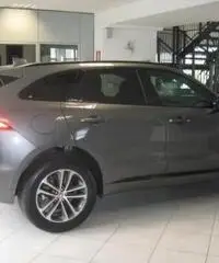 Jaguar F-Pace 2.0d 180 CV AWD aut. R-Sport