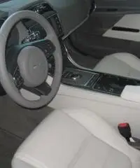 JAGUAR XE 2.0 D Turbo 180CV AWD aut. Prestige rif. 7129271