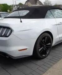 FORD Mustang Convertible 2.3 EcoBoost Automatico - Navi rif. 7150935