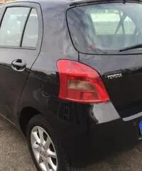 TOYOTA Yaris 1.4 D-4D 5 porte M-MT Navi rif. 7193926
