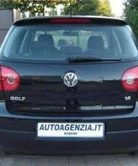 VOLKSWAGEN Golf 1.6 5p. Comfortline rif. 7196765