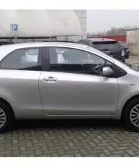 TOYOTA Yaris 1.0 3 porte Sol rif. 7196836