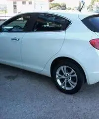 ALFA ROMEO Giulietta 1.6 JTDm-2 105 CV Distinctive rif. 7083785