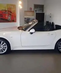 FIAT Spider 124 -1.4 m-air 140cv lusso