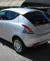 LANCIA Ypsilon 1.2 69 CV 5 porte GPL Ecochic Silver rif. 5978899