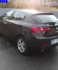 ALFA ROMEO Giulietta 2.0 JTDm-2 140 CV Distinctive rif. 6475831