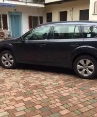 VENDO SUBARO OUTBACK 2.0 D