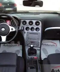 ALFA ROMEO SPIDER 2.4 JTD-M 210 CV Sedili sportivi Capotte elett Cruise control 2xclima Radio cd Cer