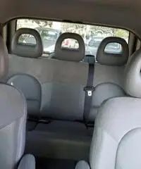 crysler voyager 2800tdi 150cv 7 posti pelle 2006