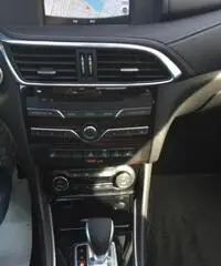 INFINITI Q30 2.2 diesel DCT Premium Tech
