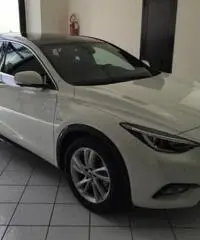 INFINITI Q30 2.2 diesel DCT Premium Tech