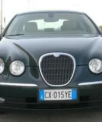 JAGUAR S-Type (X206) 2.7 diesel V6 cat Exec.