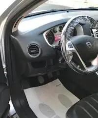 LANCIA Delta 1.6 MJT DPF Gold/Platinum