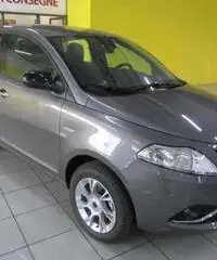 LANCIA Ypsilon 0.9 TwinAir 85 CV 5 porte Metano Ecochic Platinum