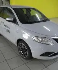 LANCIA Ypsilon 1.2 69 CV 5 porte Mya