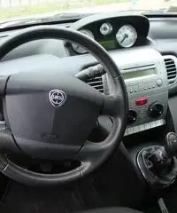 Lancia Ypsilon 1.2 ORO