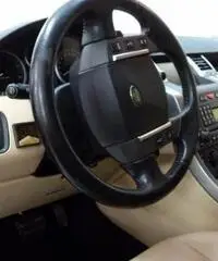 Land Rover Range Rover Sport 2.7 TDV6 HSE