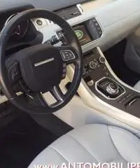 LAND ROVER Range Rover Evoque 2.2 TD4 Pure Tech (Navi-Pelle-C.Autom. 9m)