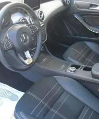 MERCEDES-BENZ CLA 200 CDI Automatic Premium