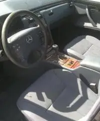 MERCEDES-BENZ E 320 automatica