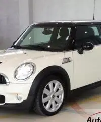 MINI COOPER S 1.6 CHILI 175 CV Pelle + Fari allo Xeno + Cruise control + Radio cd + Climatizzatore d