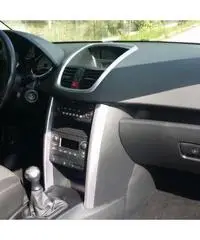 Peugeot 207 cc feline