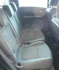 PEUGEOT 5008 1.6 HDi 112CV Business - Leggi Descrizione -