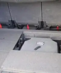 PEUGEOT 5008 1.6 HDi 112CV Autom. Nav+Tetto Tecno