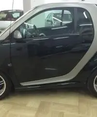 smart fortwo fortwo 1000 72 kW coupé BRABUS Xclusive